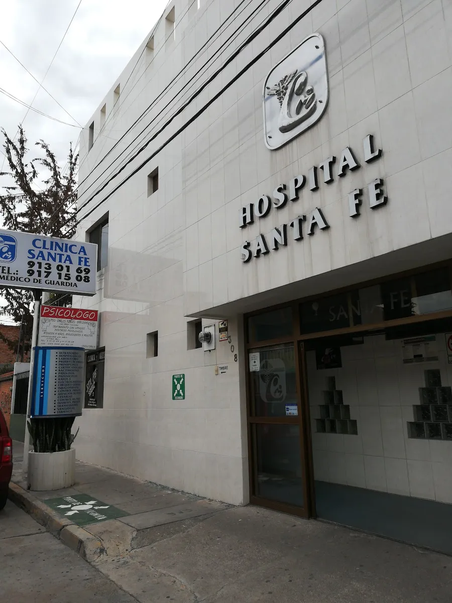 Foto 1 de Clínica y Maternidad Santa Fe de Aguascalientes, por Daniel Vuelvas
