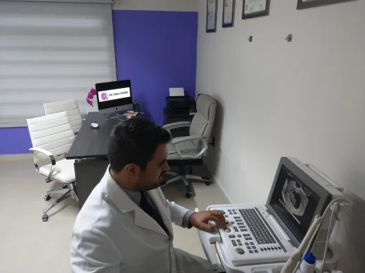 Foto 4 de Dr. Pablo Saúl Nuño Dávalos, por Dr. Pablo Saúl Nuño Dávalos, Ginecólogo