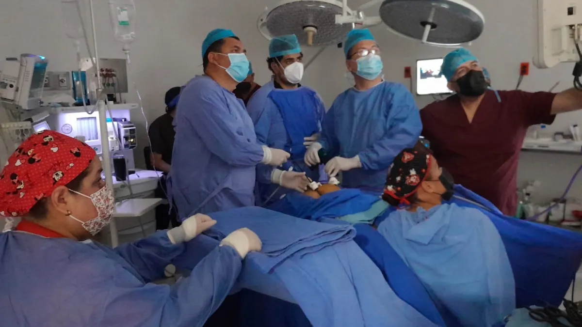 Foto 4 de Dr. Edgardo Reyes Ponce, por Dr. Edgardo Reyes Ponce