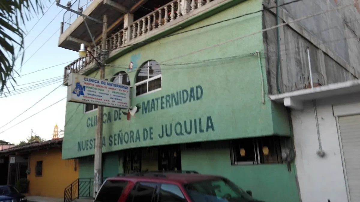 Foto 3 de Clínica de maternidad "Nuestra señora de Juquila", por Tony Castro