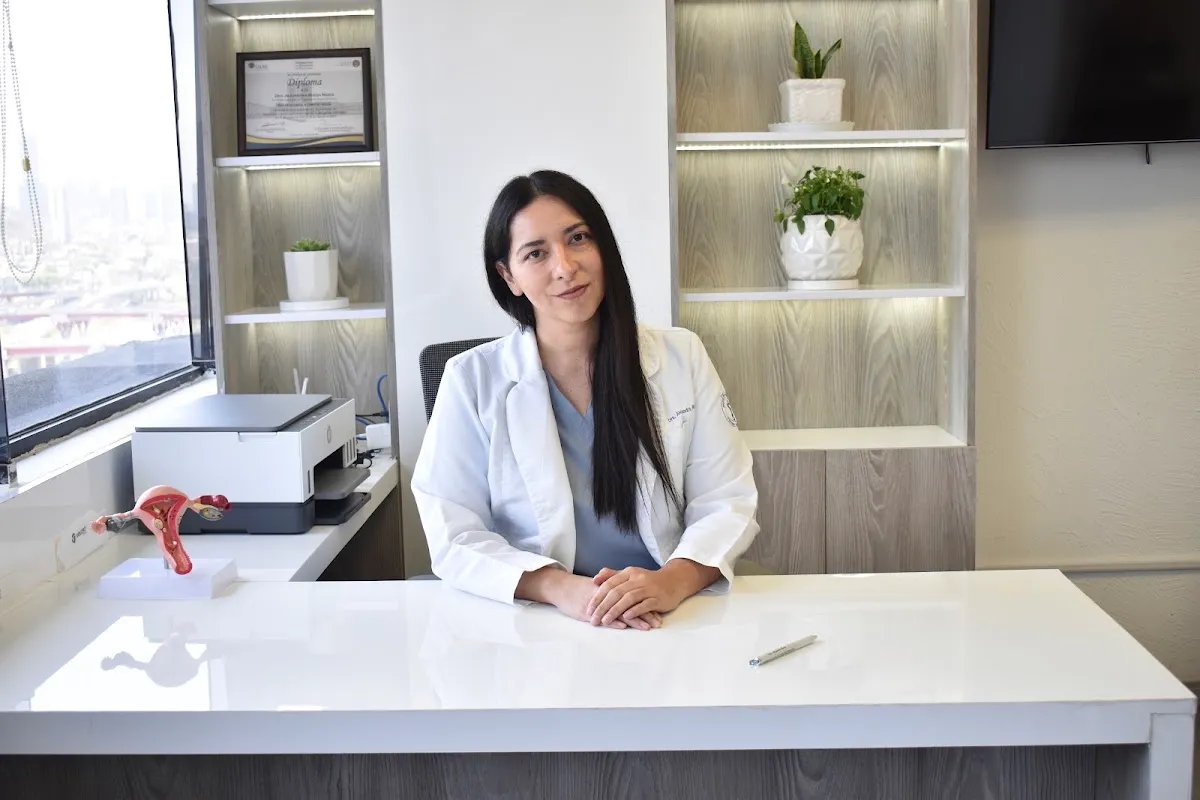 Foto 1 de Dra. Alejandra Rueda, por Dra. Alejandra Rueda - Salud Ginecológica