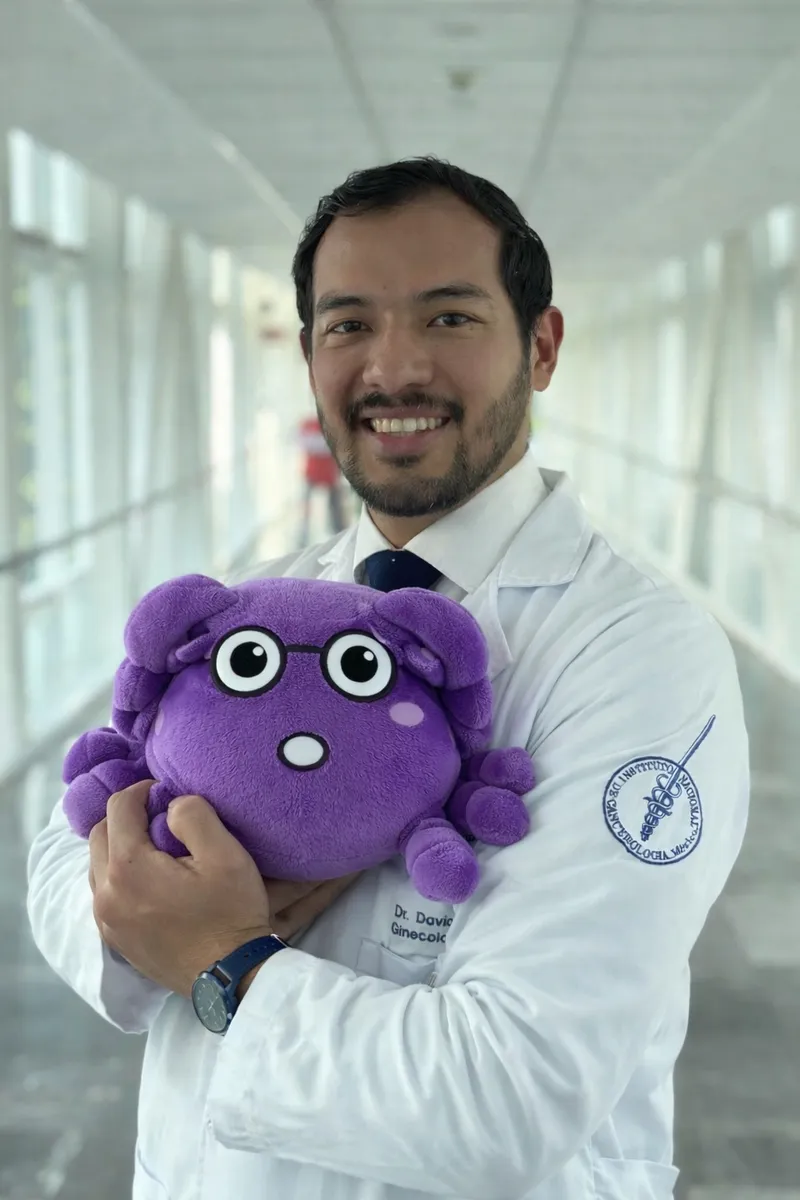 Foto 3 de Dr. David Solis, por Dr. David Solis - Tumores Ginecológicos y Cáncer de Mama